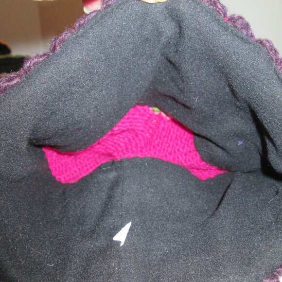 🌸🪶☮️Handcrafted Sadie Beanie – Made in Nepal - Picture 7 of 9